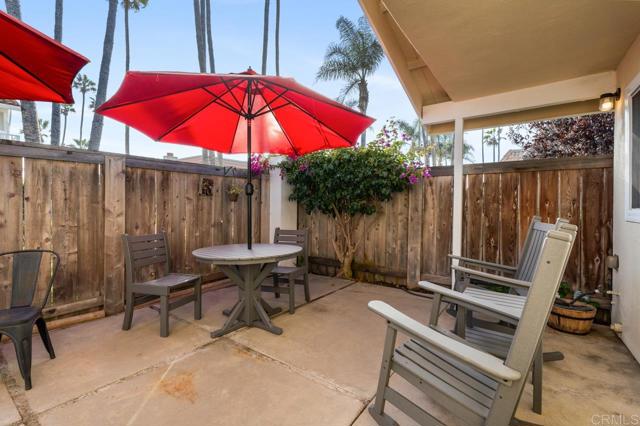 Detail Gallery Image 49 of 73 For 75 Half Moon Bend, Coronado,  CA 92118 - 3 Beds | 2 Baths