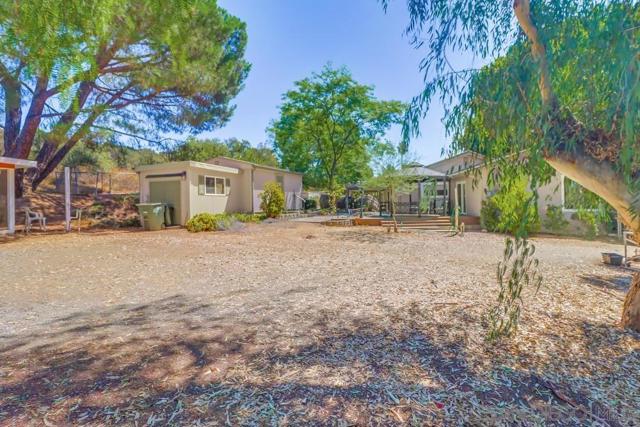 814 Via La Cresta, El Cajon, California 92021, 3 Bedrooms Bedrooms, ,2 BathroomsBathrooms,Single Family Residence,For Sale,Via La Cresta,250001408SD