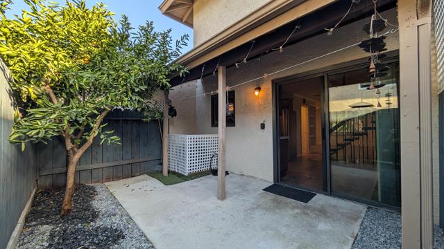 8021 Calle Fanita, Santee CA: https://media.crmls.org/mediaz/901583a9-76ed-43a8-9d3b-64b95dedad1e.jpg