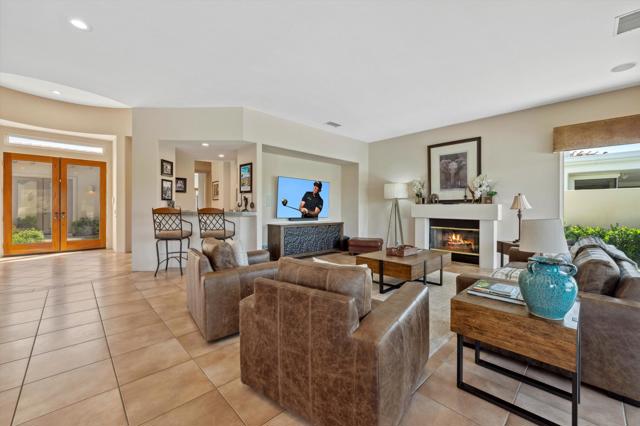 80788 Hermitage, La Quinta CA: https://media.crmls.org/mediaz/9016a5b1-6f47-40bf-a4a4-6a77b81d0776.jpg