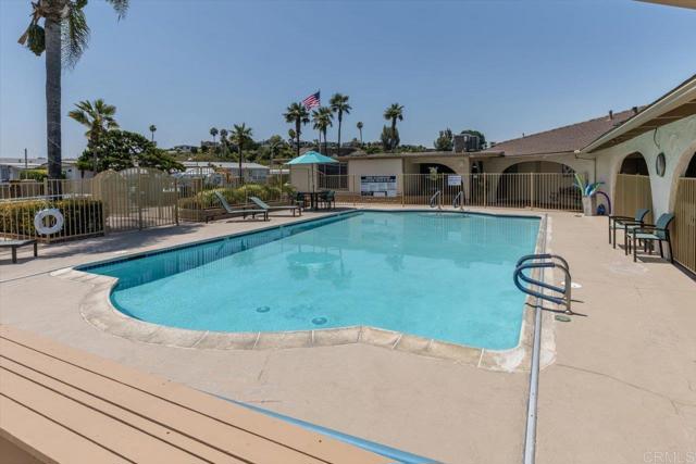 Detail Gallery Image 33 of 53 For 1401 El Norte Pkwy #42,  San Marcos,  CA 92069 - 3 Beds | 2 Baths
