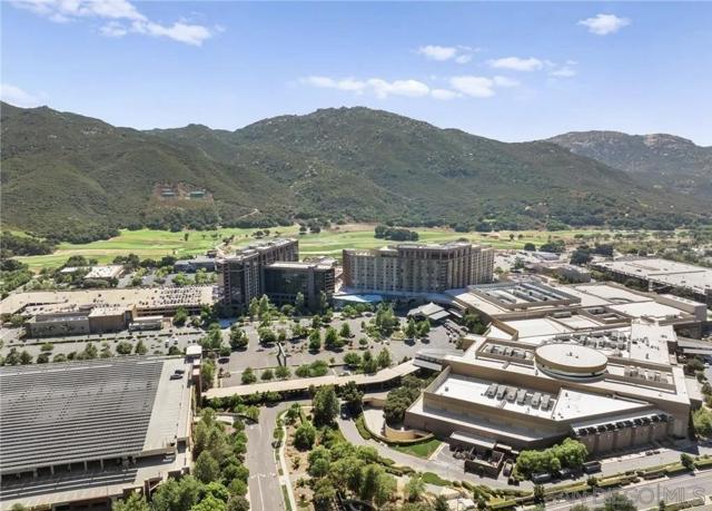 Image 18 of 30 For 46197 Via La Tranquila