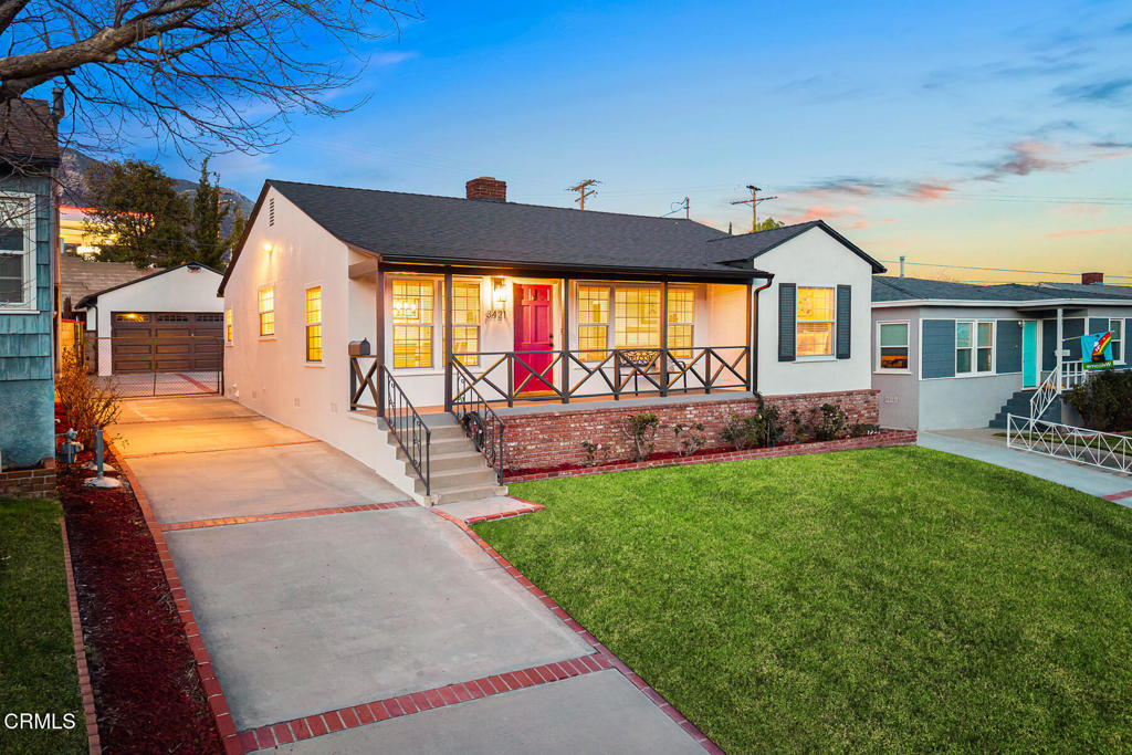 3421 Mary Ann StreetGlendale img 2