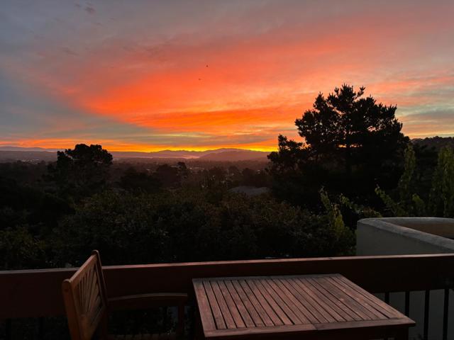 1105 Golden Oaks Lane, Monterey CA: https://media.crmls.org/mediaz/90197eac-3603-4ce8-b96d-c449377837bb.jpg