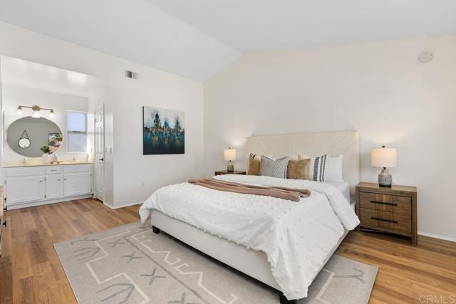 Detail Gallery Image 19 of 42 For 1330 Palomar Pl #7,  Vista,  CA 92084 - 3 Beds | 2 Baths