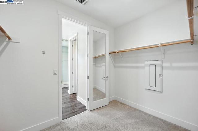 8360 Marine Way, Newark CA: https://media.crmls.org/mediaz/901a30d9-5e0e-44d2-a8c3-273e3ef0fad0.jpg