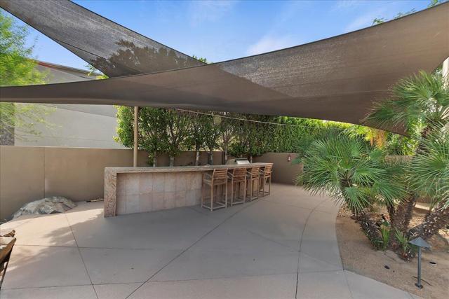 72 Royal Saint Georges Way, Rancho Mirage CA: https://media.crmls.org/mediaz/901b4190-9040-4a59-ae9b-ac79bcc7e7c0.jpg