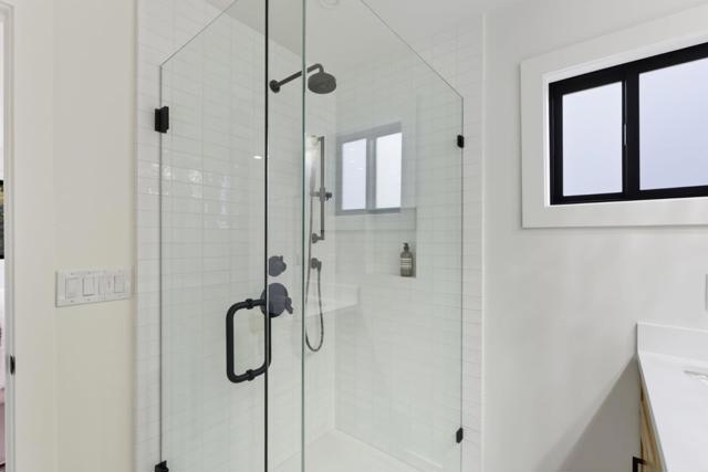 2766 Carolina Avenue, Redwood City CA: https://media.crmls.org/mediaz/901dbe05-b552-4c74-9ce4-33e3595c05cb.jpg