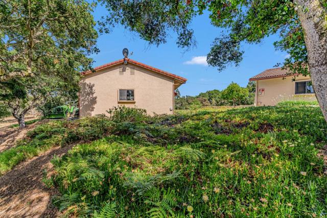 19225 Reavis Way, Salinas CA: https://media.crmls.org/mediaz/901dfd28-faff-49ff-b87c-aa2621f9c072.jpg
