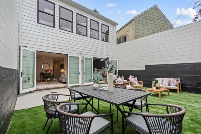 17 30th Street, San Francisco CA: https://media.crmls.org/mediaz/901e6753-33b3-44ef-9680-32e9ba2612a6.jpg