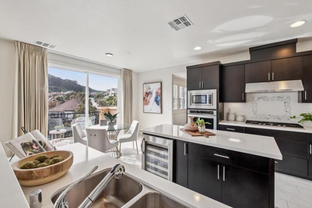 101 Butterweed Lane, Brisbane CA: https://media.crmls.org/mediaz/901fc154-d631-4b77-886b-131f9b79c805.jpg