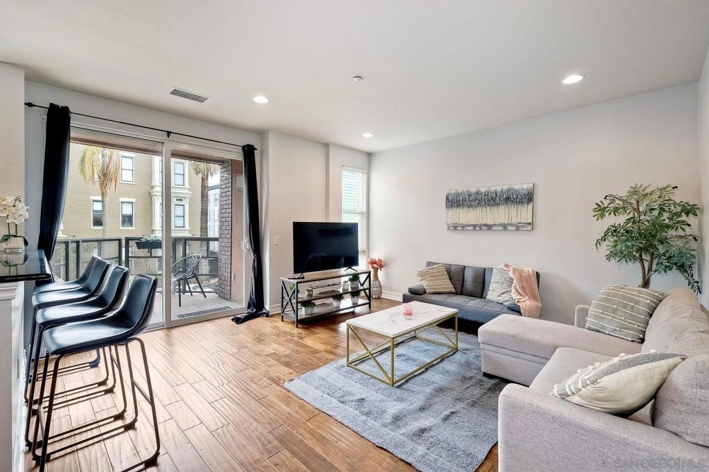 1225 Island Ave - photo 3