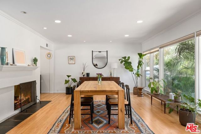 3352 LONGRIDGE Avenue photo 4