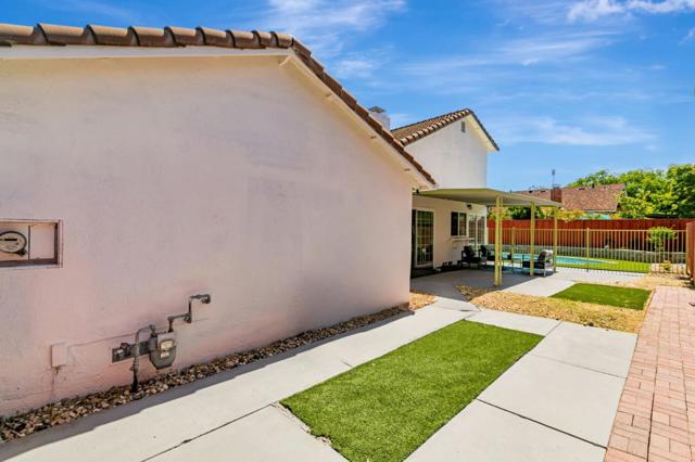 1832 Loch Ness Way, San Jose CA: https://media.crmls.org/mediaz/90212f3a-a7fc-4e70-ae6a-ccef6d5b1dce.jpg