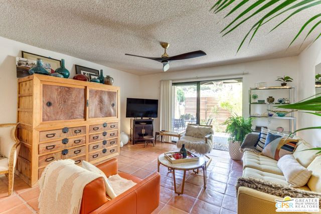 2170 S Palm Canyon Drive, Palm Springs CA: https://media.crmls.org/mediaz/9025bb0d-f808-4ae0-a762-b3431e78eac9.jpg