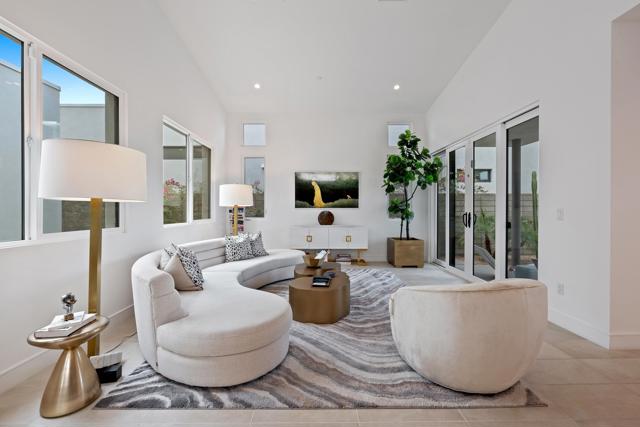 781 Fountain Drive, Palm Springs CA: https://media.crmls.org/mediaz/902786dd-b6b9-4cf5-98ab-222376d2866f.jpg