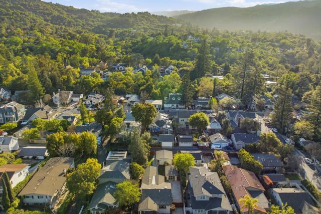 136 Loma Alta Avenue, Los Gatos CA: https://media.crmls.org/mediaz/90286f36-92a2-4bc9-a329-2d3d2d278ccd.jpg