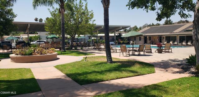 195 Tierra Rejada Road, Simi Valley CA: https://media.crmls.org/mediaz/9029129d-75e9-45cc-b52e-2b1cdd1dd9d8.jpg