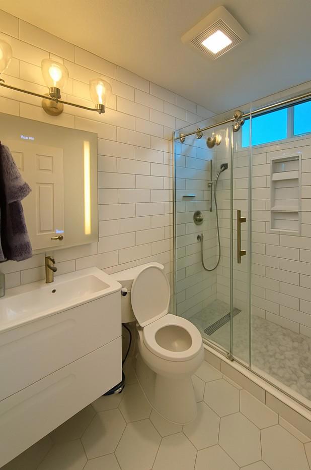 3179 Christopher Way, San Ramon CA: https://media.crmls.org/mediaz/90297940-8664-47b0-b28a-fd36bd54ebad.jpg