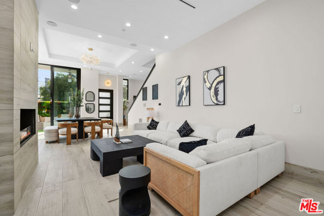 4 Bed Home for Sale in Venice, California
