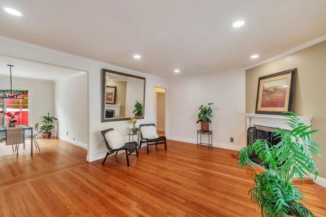 803 Thornhill Drive, Daly City CA: https://media.crmls.org/mediaz/902aa292-8204-4f7c-b857-c7380816620a.jpg