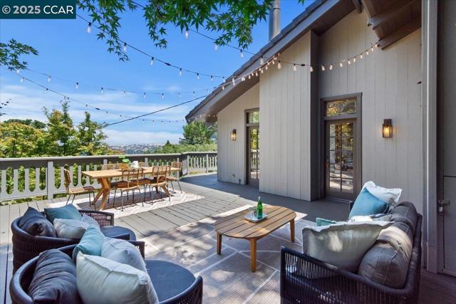 357 El Toyonal, Orinda CA: https://media.crmls.org/mediaz/902b2db3-d6c2-4276-92a8-676a9e68e5e0.jpg