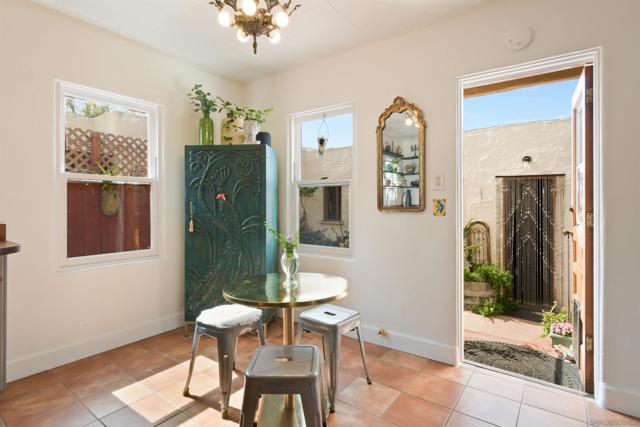 1032 Alberta Pl, San Diego CA: https://media.crmls.org/mediaz/902b30c4-1383-4875-a818-b2a3d8d5657f.jpg