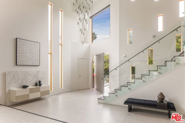 12443 W Sunset Boulevard, Los Angeles CA: https://media.crmls.org/mediaz/902b9302-f52b-48f3-88af-1635f47101b1.jpg