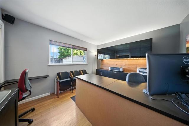 5222 Keystone Drive, Fremont CA: https://media.crmls.org/mediaz/902c2980-aae8-46a7-92e8-4bda257edff8.jpg