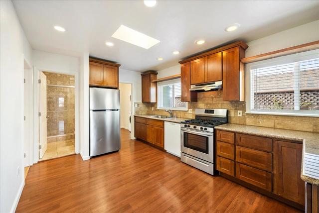 1284 Wanda Avenue, Seaside CA: https://media.crmls.org/mediaz/902c5cd5-b7df-4c87-9bc3-4bc90201e186.jpg