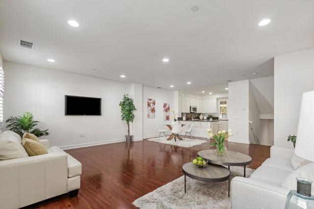 1142 Mente Linda Loop, Milpitas CA: https://media.crmls.org/mediaz/902ce60b-a5ef-4a76-804a-89c29af00dbd.jpg