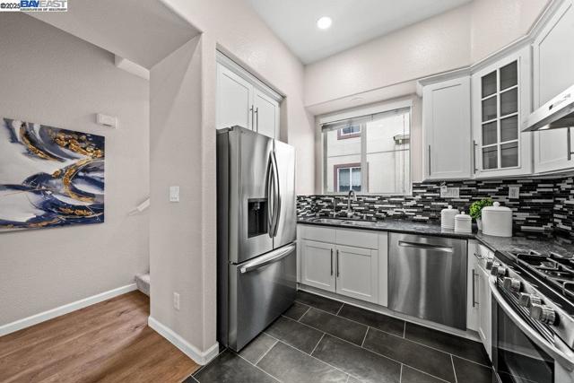 43 Rain Walk, Milpitas CA: https://media.crmls.org/mediaz/902d81b0-8d1a-44b5-a326-37b9d405020c.jpg