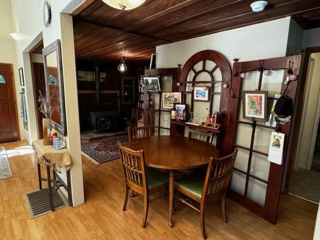 526 Lower Locksley Road, Boulder Creek CA: https://media.crmls.org/mediaz/902e5a08-5aab-4385-a451-dd21611969b4.jpg
