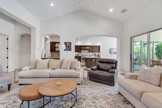 Image 16 of 36 For 81805 Four Seasons Place