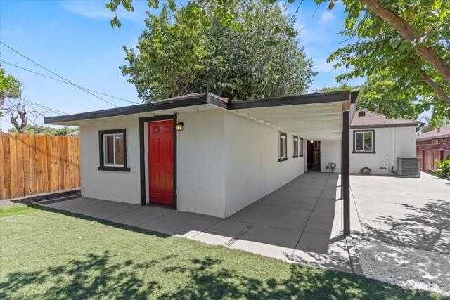 3803 22nd Avenue, Sacramento CA: https://media.crmls.org/mediaz/902f19ba-1b90-4e19-84f8-10435b6c1af9.jpg