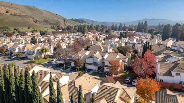 239 Kerry, Fremont CA: https://media.crmls.org/mediaz/902f807e-569d-4775-9d0c-45983fe49d53.jpg