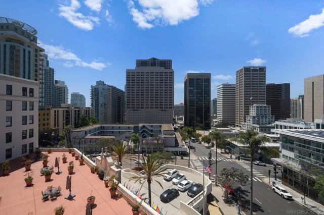 702 Ash St., San Diego CA: https://media.crmls.org/mediaz/902f8b30-0f6a-412a-9f5a-e7bd2b81007a.jpg