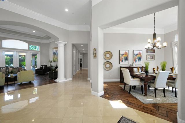 964 Piemonte Dr, Pleasanton CA: https://media.crmls.org/mediaz/902fc2bf-8745-4939-b2f4-c416f864c2d5.jpg