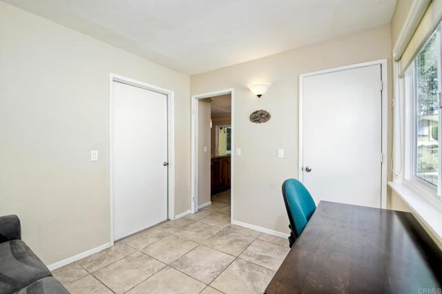 Detail Gallery Image 13 of 23 For 4524 Royal Oak, Oceanside,  CA 92056 - 2 Beds | 1 Baths