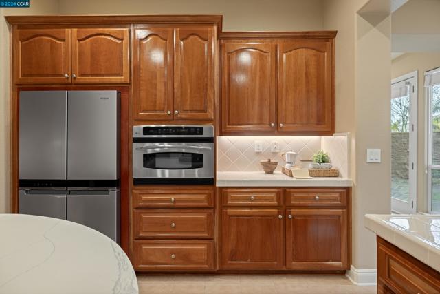 8702 Pasatiempo Circle, Roseville CA: https://media.crmls.org/mediaz/9030240b-325f-4f4f-b7f5-240247b8626e.jpg