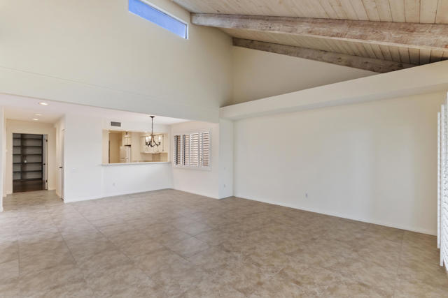 425 Forest Hills Drive, Rancho Mirage CA: https://media.crmls.org/mediaz/90315049-d8ae-4061-886e-18877171b256.jpg