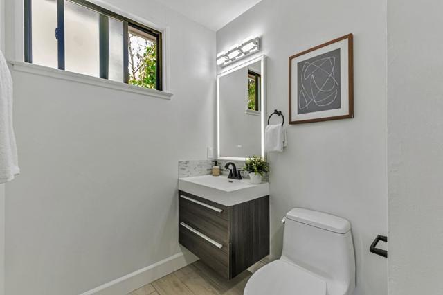 4805 Michelle Way, Union City CA: https://media.crmls.org/mediaz/90319a5c-9cc5-40c1-a159-e14aed047523.jpg