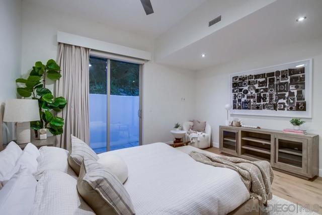 Image 26 of 71 For 5435 Parkview Dr.