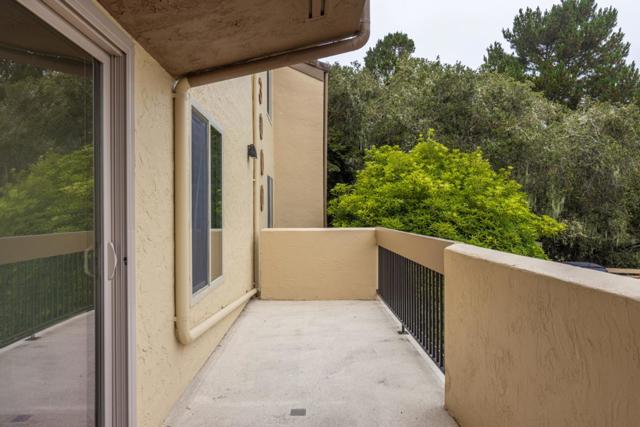 3104 Golden Oaks Lane, Monterey CA: https://media.crmls.org/mediaz/90338945-9098-445f-90a0-9f2dada9d858.jpg