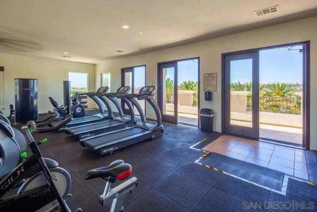 1367 Santa Diana, Chula Vista CA: https://media.crmls.org/mediaz/9033b23e-d2c2-403d-9d13-76eff45a476c.jpg