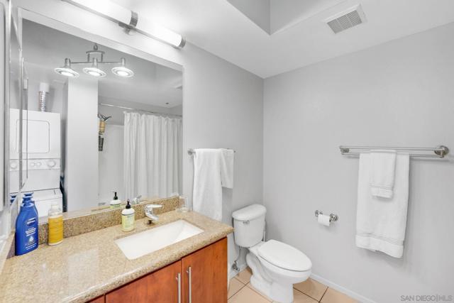 120 Island, San Diego CA: https://media.crmls.org/mediaz/9034894b-deb3-4069-ae67-539ec4deb733.jpg