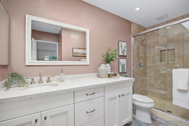 12753 Caminito Cancion, San Diego CA: https://media.crmls.org/mediaz/903506cd-42bc-484e-8e87-8038eb8a0f66.jpg