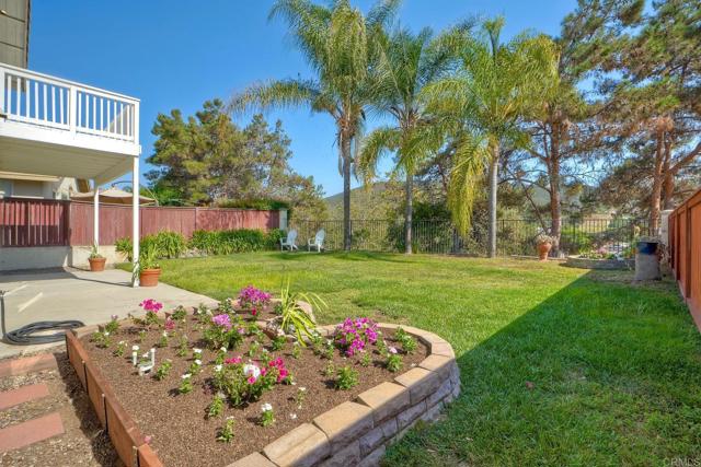 1025 Honeysuckle Drive, San Marcos CA: https://media.crmls.org/mediaz/90355065-d7b1-455b-ac7d-b625ee6bd427.jpg