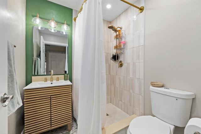 Detail Gallery Image 8 of 23 For 3140 Midway Dr #A107,  San Diego,  CA 92110 - 2 Beds | 2 Baths