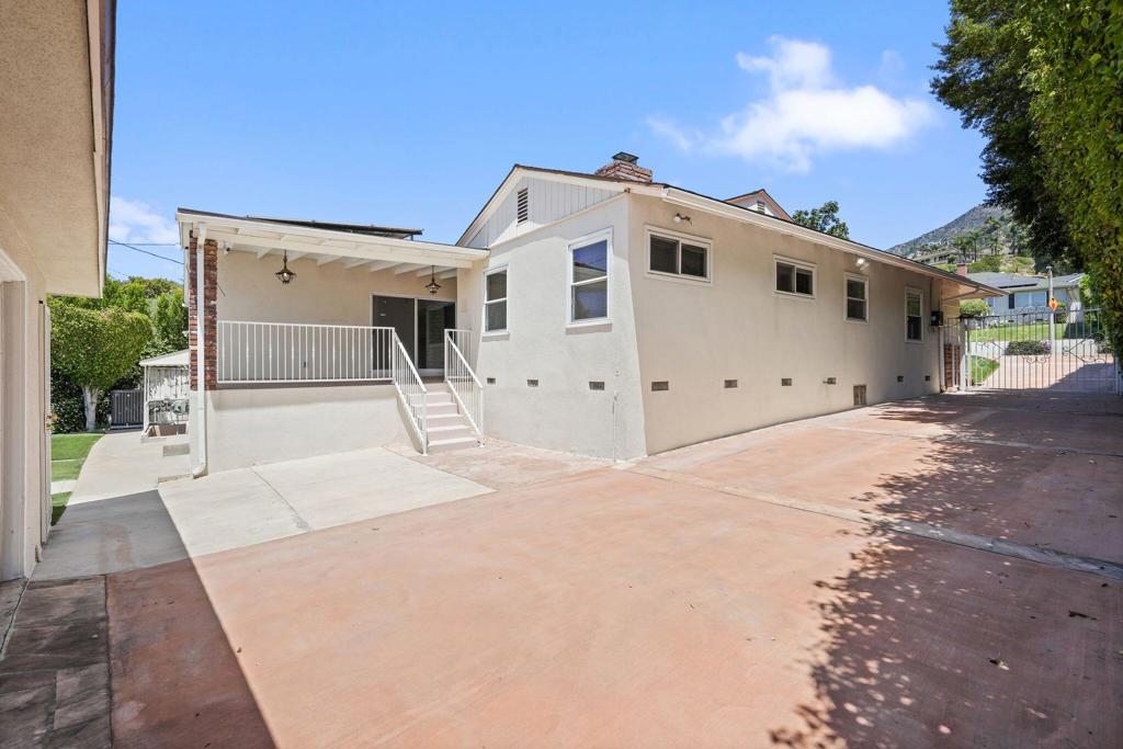 1521 N Columbus Avenue Glendale img 23